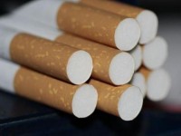 好彩(硬红美税)多少钱一盒？好彩(硬红美税)价钱批发