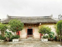 侨乡小店有点“潮”